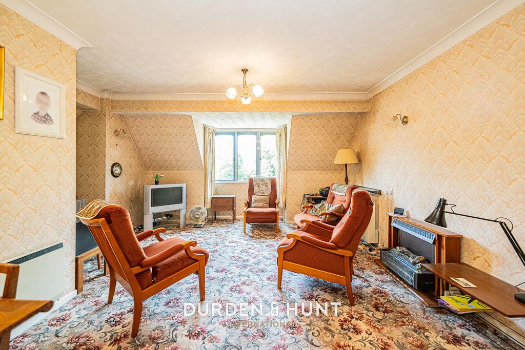 Property photo 3 of 21 Manor-3.Jpg