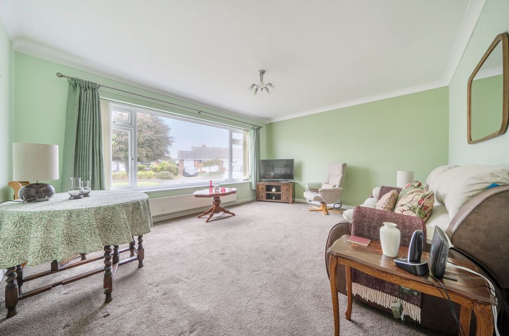 Property photo 2 of 19