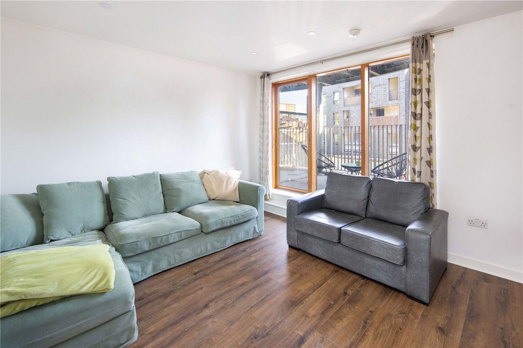 Property photo 2 of 16 Living Room