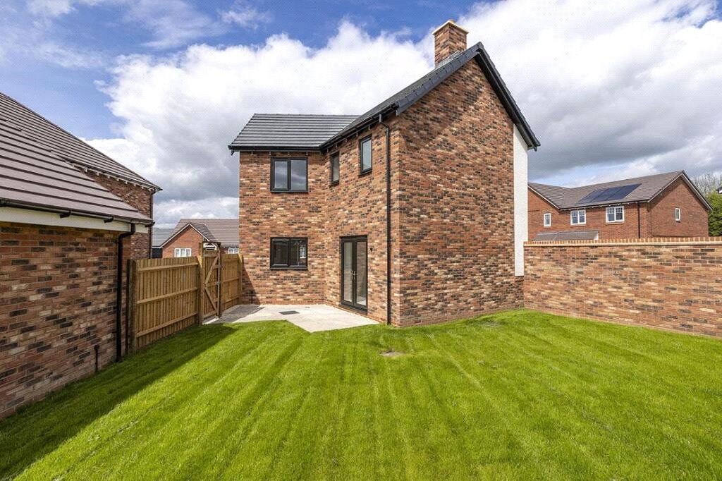 Property photo 2 of 18 Picture No. 14