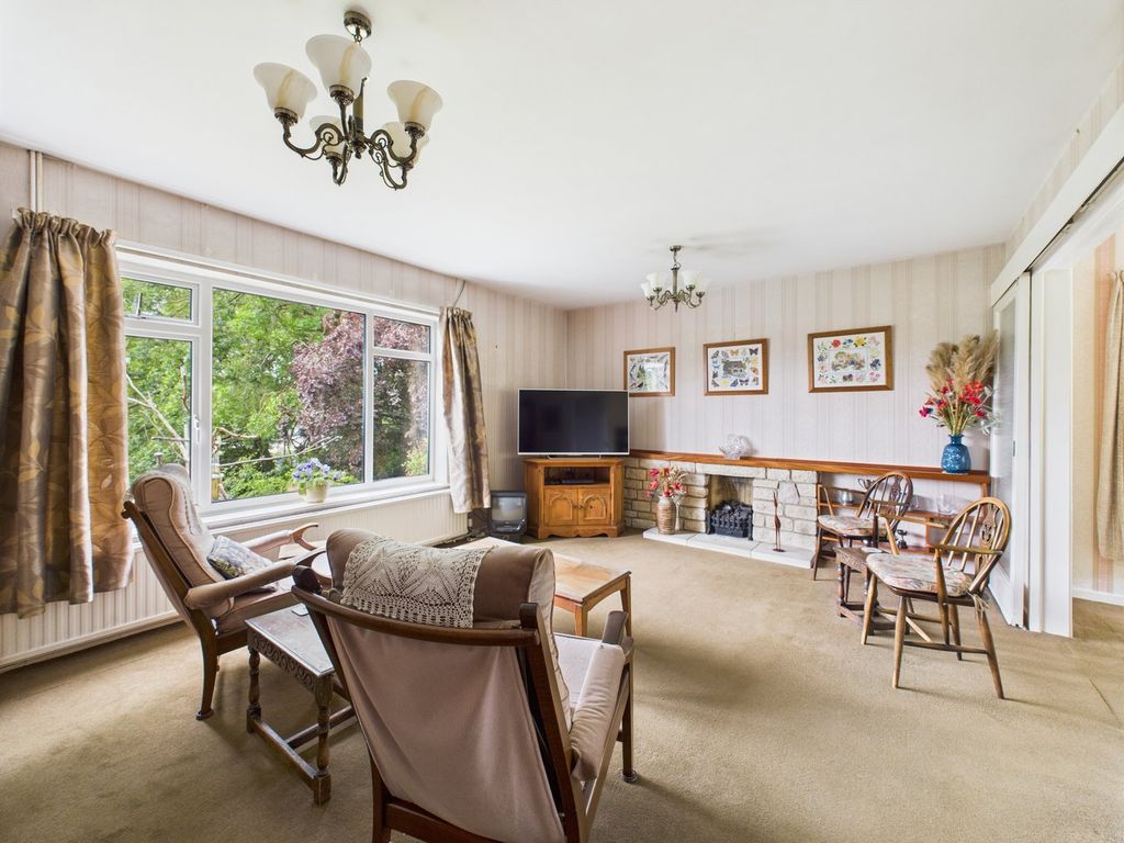 Property photo 3 of 19