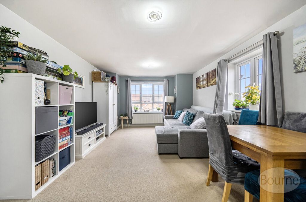 Property photo 3 of 19 Picture No. 12