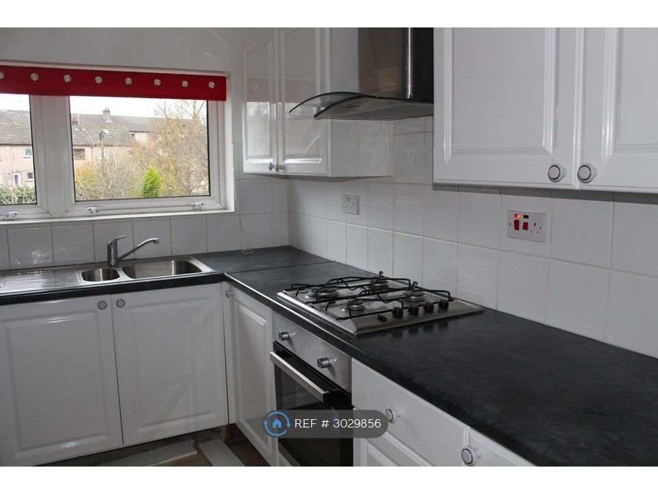 Property photo 2 of 6 Kitchen At Cooker