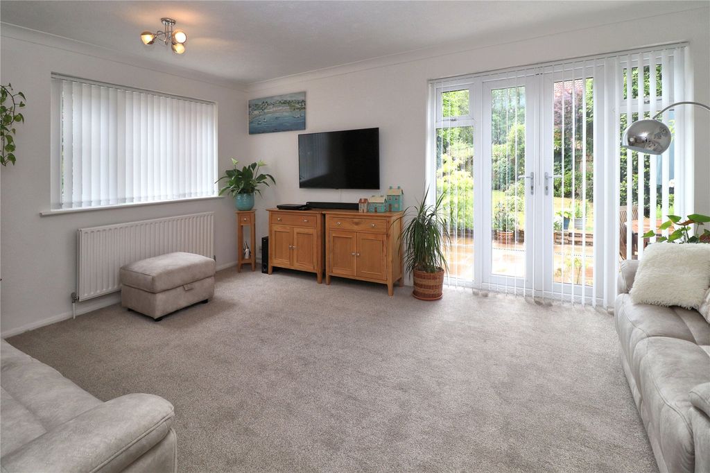 Property photo 3 of 13 Picture No. 24