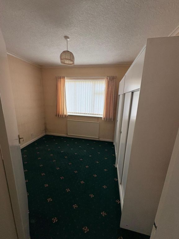 Property photo 2 of 12 Property