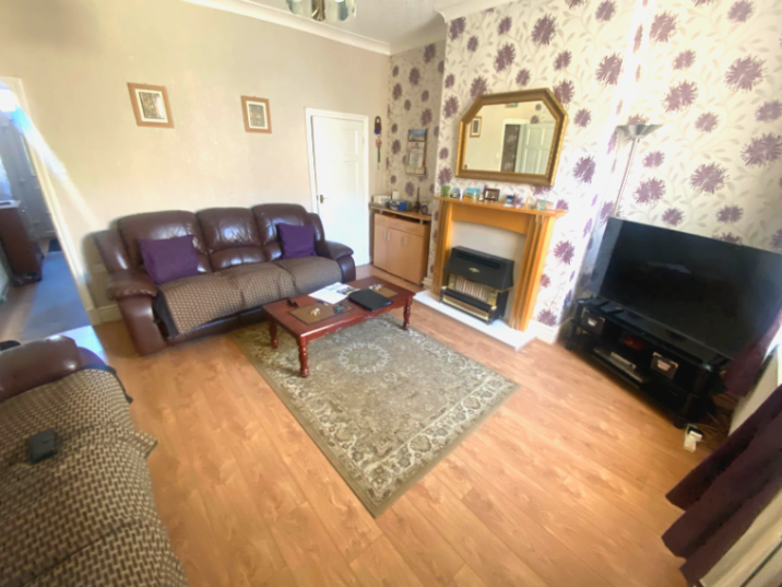 Property photo 3 of 10