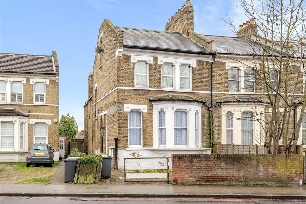 Property photo 2 of 21 Picture No. 01