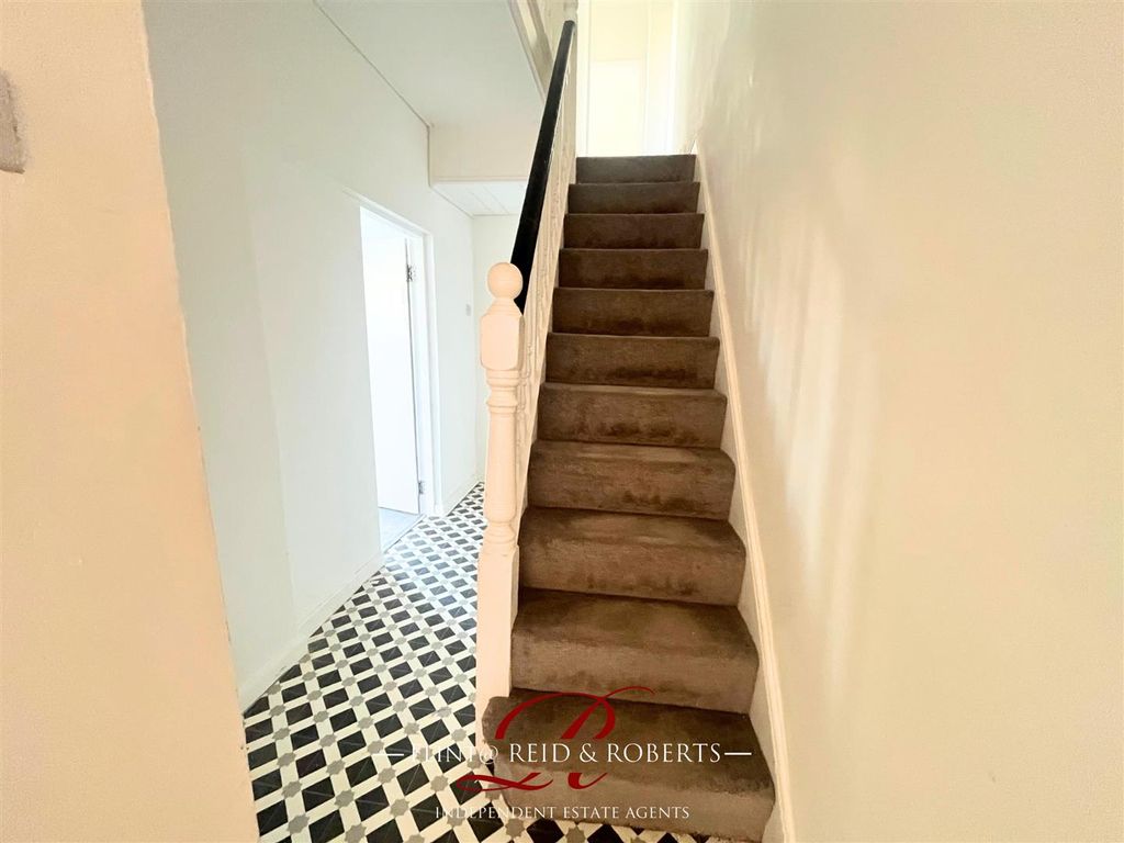 Property photo 2 of 13 2.Png