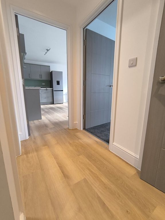 Property photo 3 of 9 Hallway