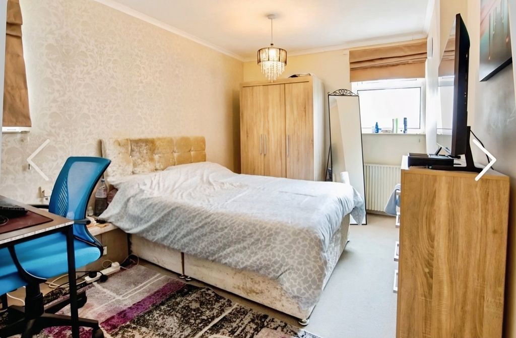 Property photo 3 of 10 Pbox-Img.Jpg