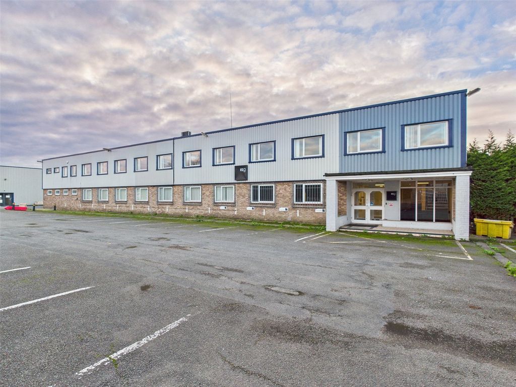 Property photo 3 of 12 Picture No. 39