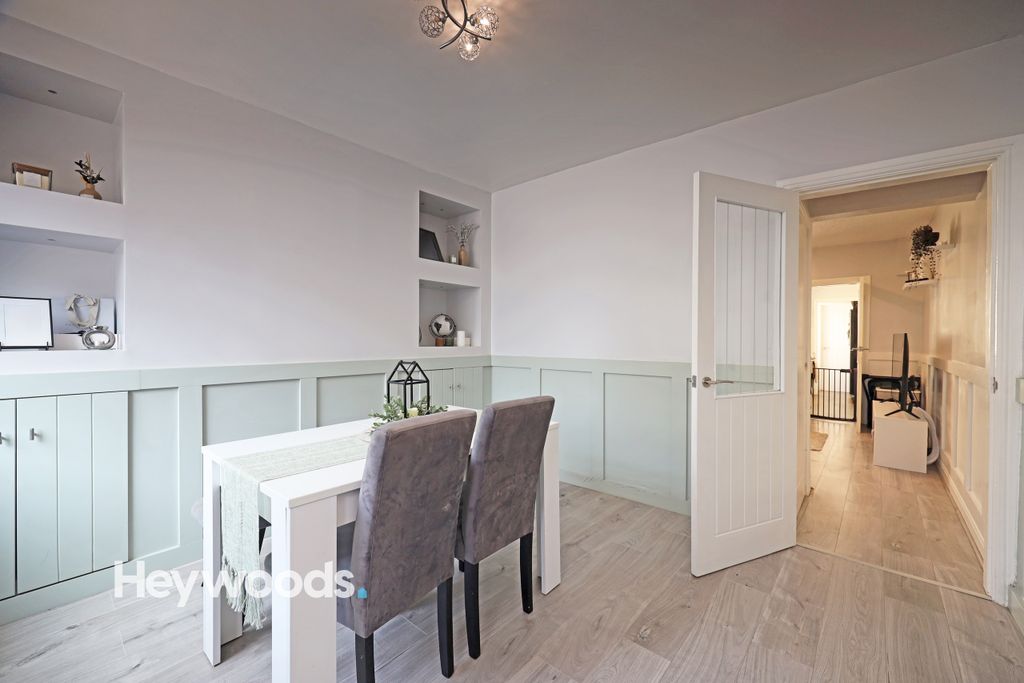 Property photo 3 of 23 0F1A3522