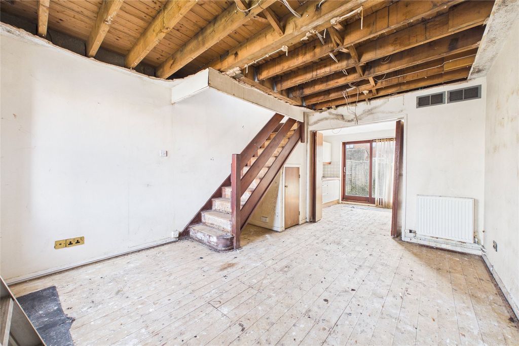 Property photo 2 of 10 Picture No. 04