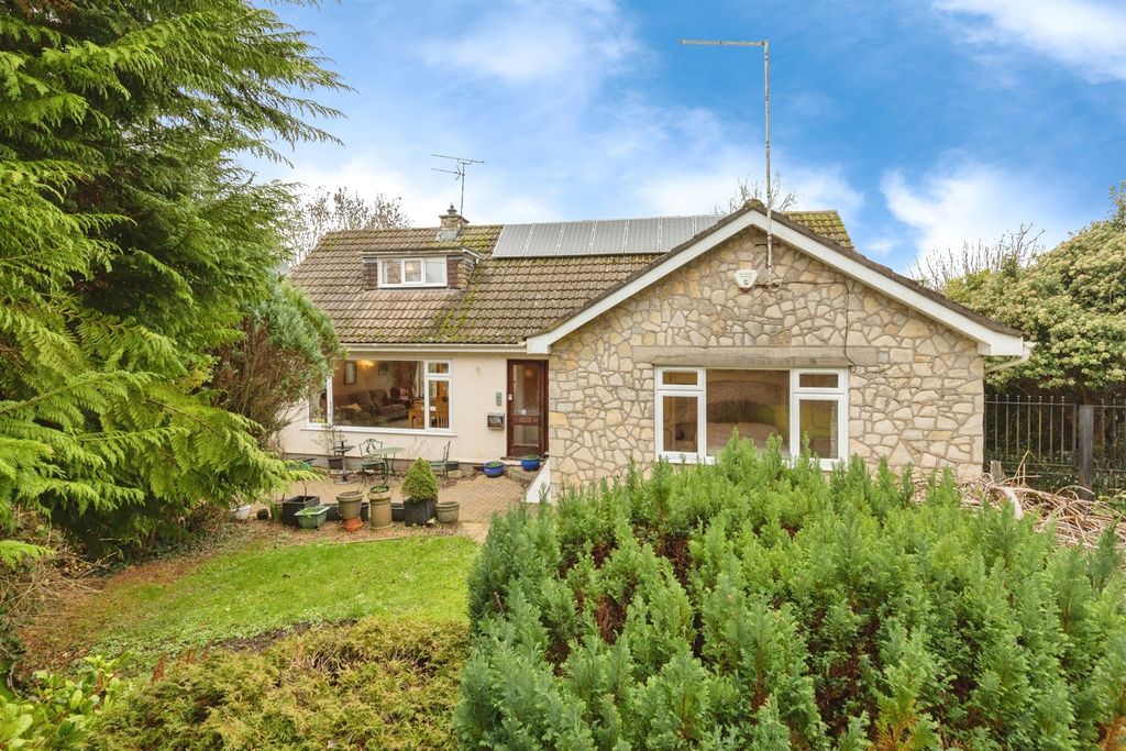 Property photo 1 of 20