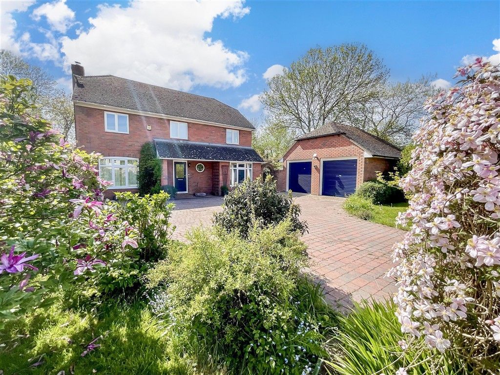 Property photo 1 of 21 Front