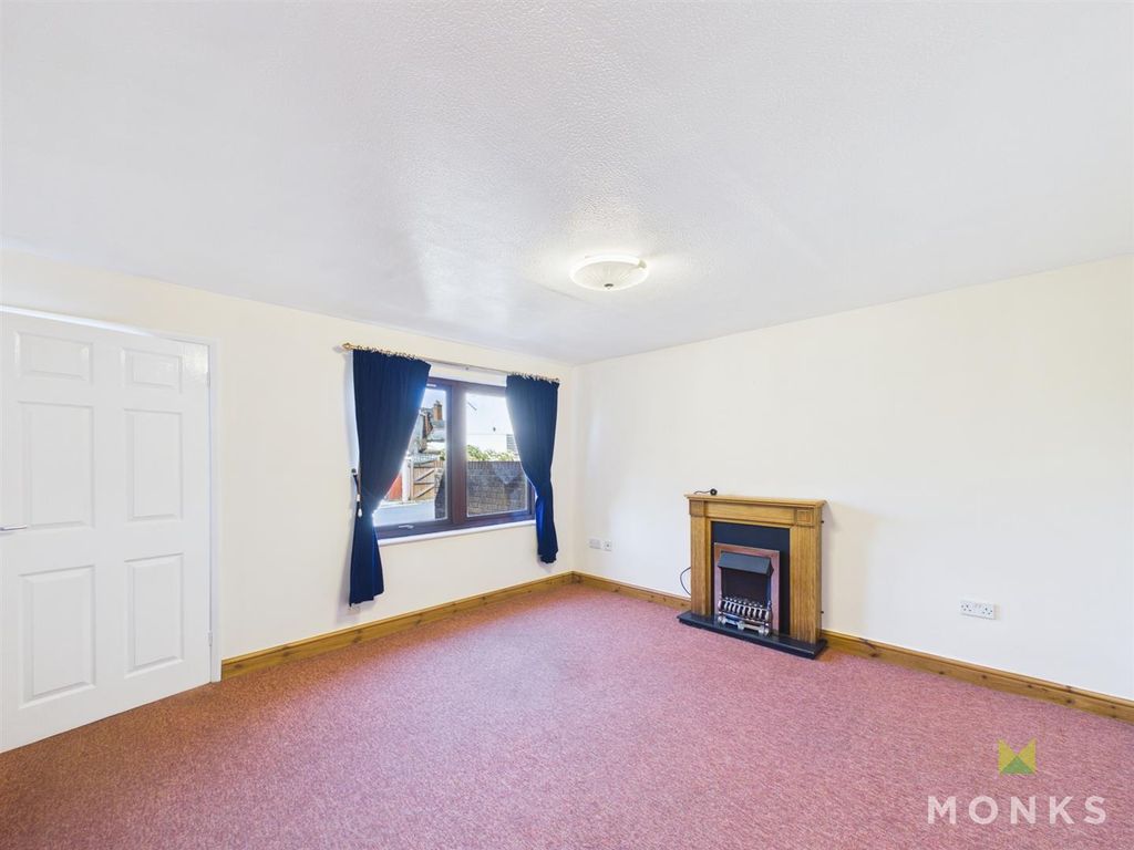 Property photo 2 of 12 Cam05160G0-Pr0090-Still002.Jpg