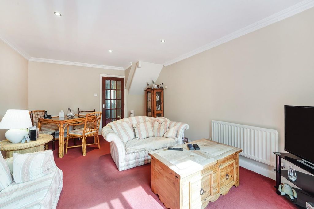 Property photo 3 of 14 Longfellow Road  (3).Jpg