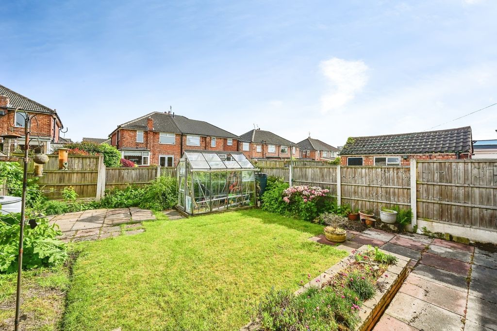 Property photo 3 of 17 Pbox-Img.Jpg