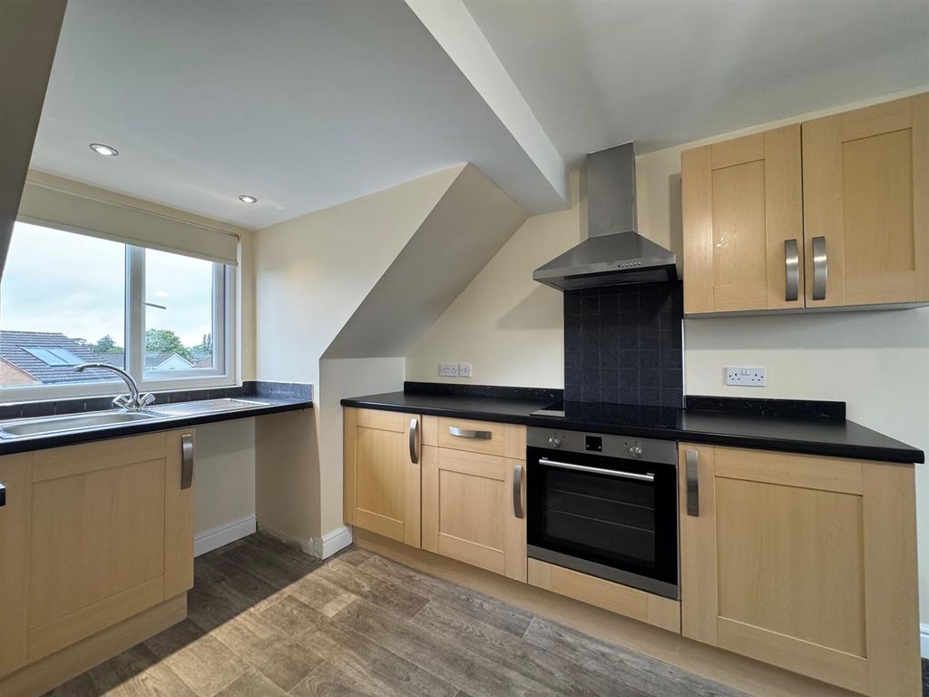 Property photo 1 of 5 Kitchen