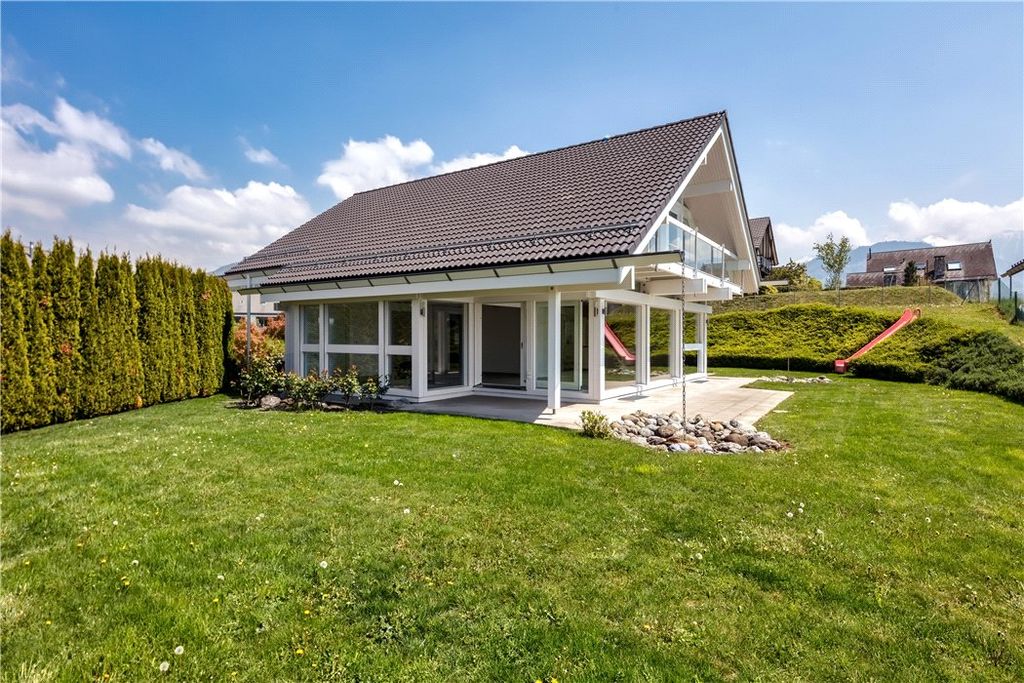 Property photo 2 of 17 For Sale St-Légie