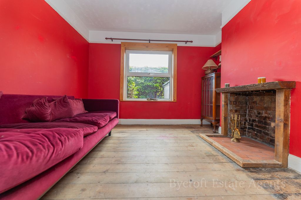 Property photo 3 of 16