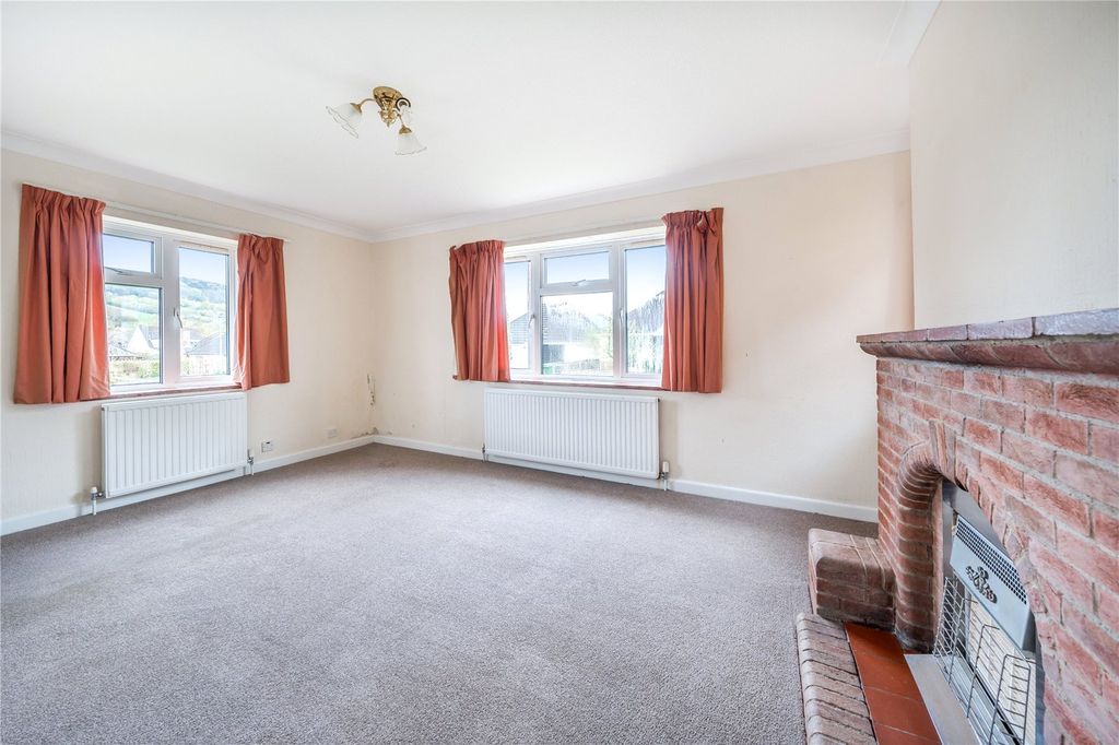 Property photo 2 of 18 Picture No. 03