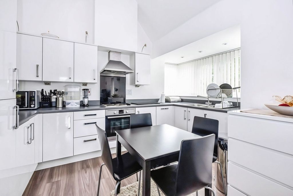 Property photo 2 of 7 Pbox-Img.Jpg