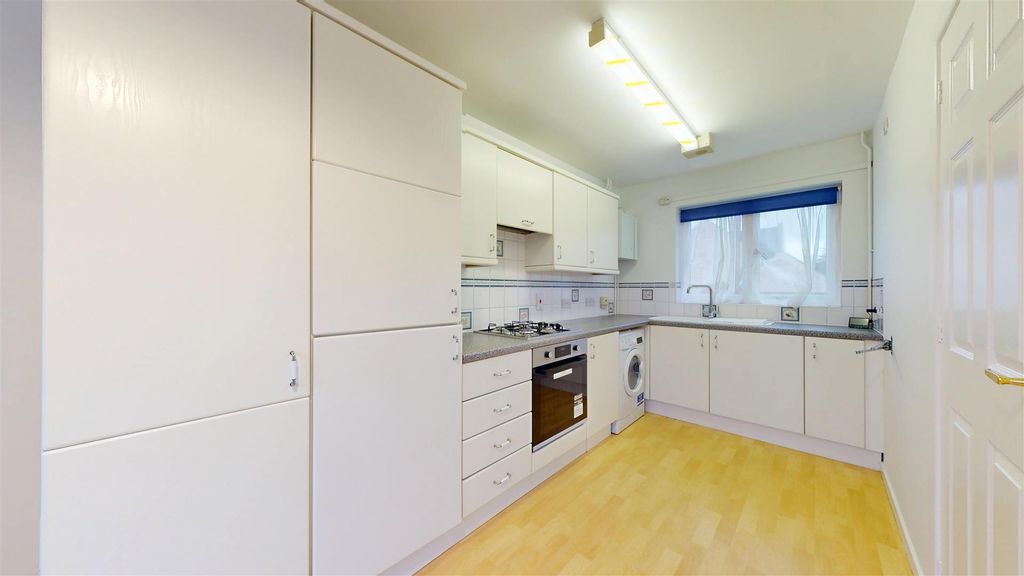 Property photo 2 of 13 Kitchen