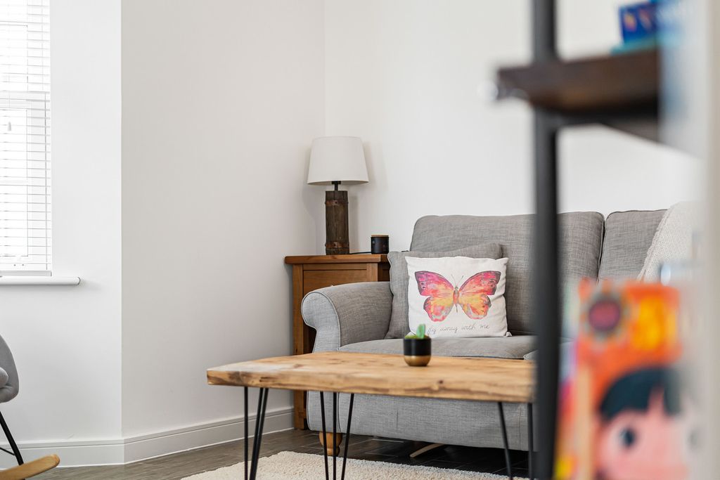 Property photo 3 of 21