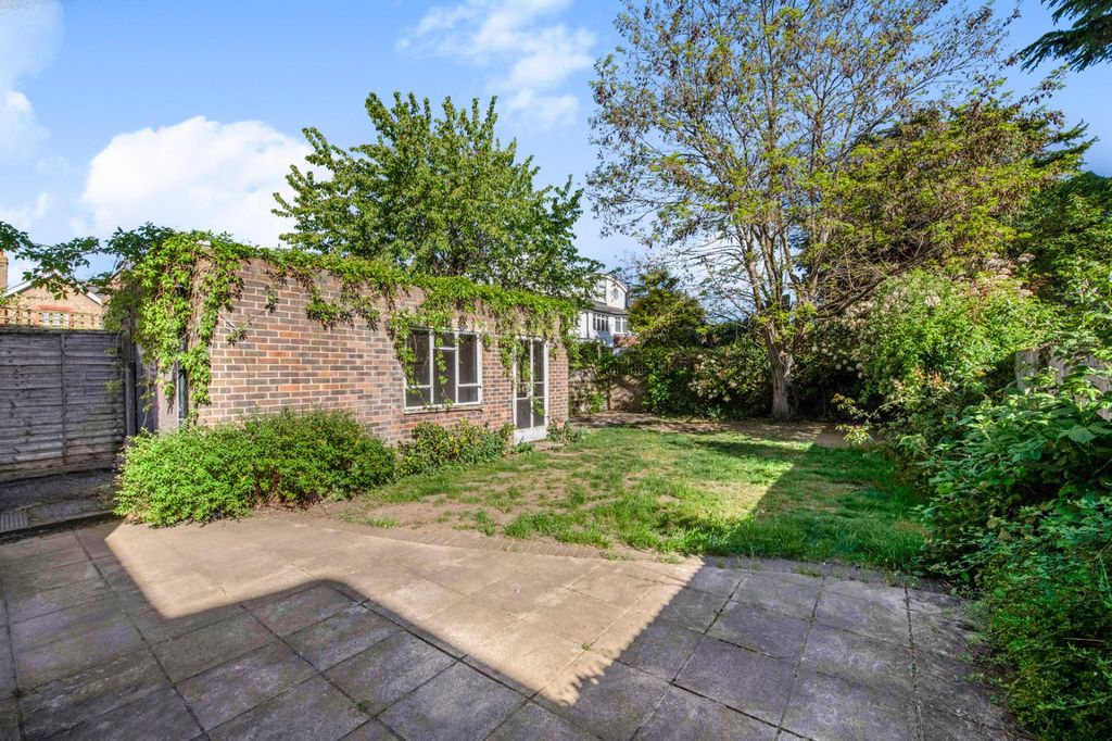 Property photo 3 of 21