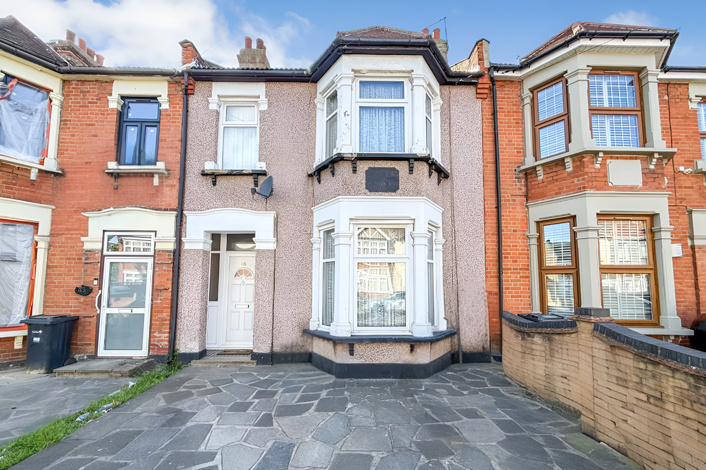 Property photo 1 of 1 45 Mafeking Avenue, Ilford, Ig2 7Ap