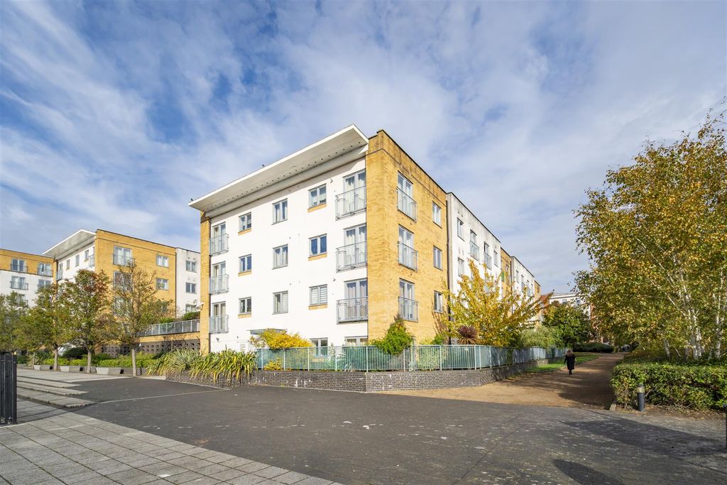 Property photo 3 of 11 Externals7.Jpg