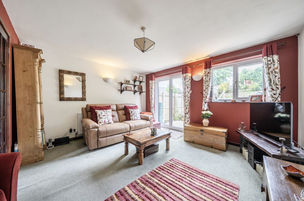 Property photo 2 of 18 -6A34Fee680132-l-1478484-9-6A345Cf28Ef76