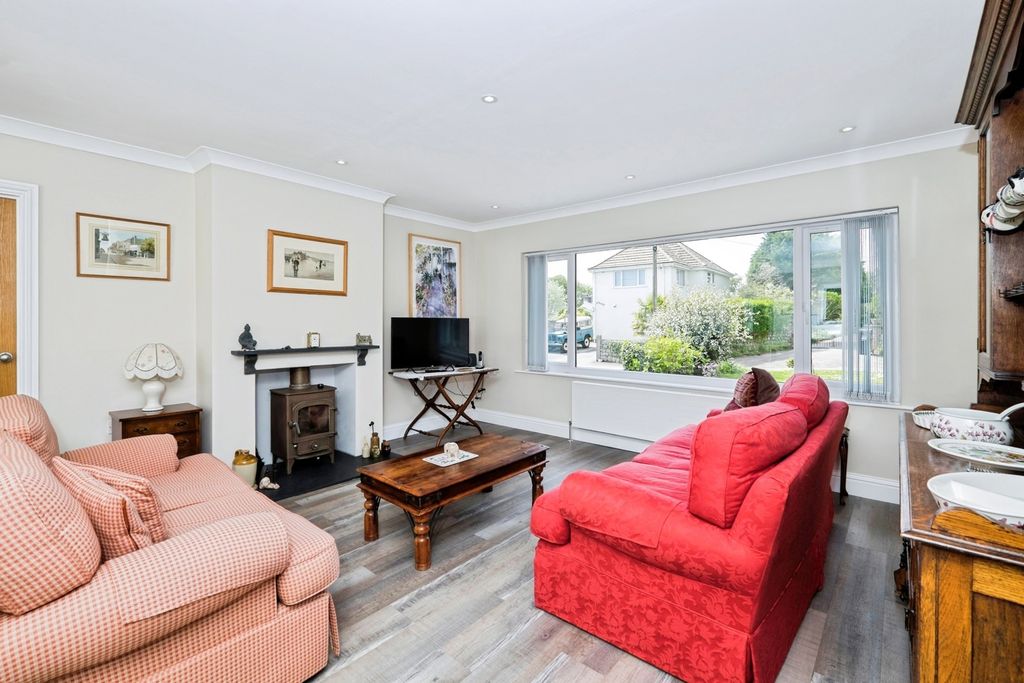 Property photo 2 of 19 Pbox-Img.Jpg