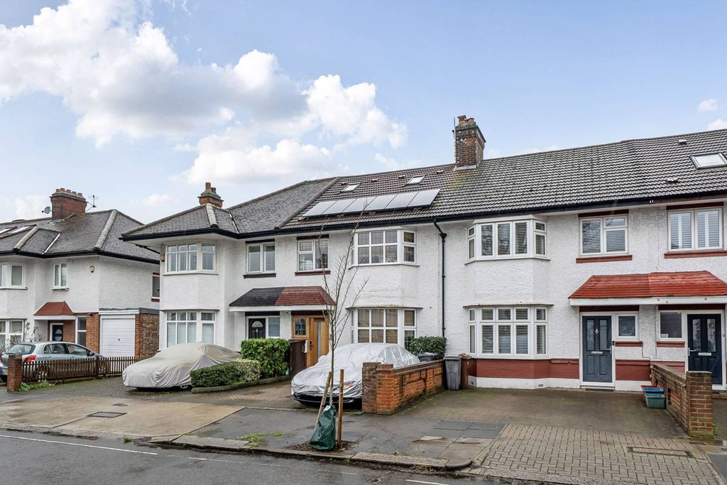 Property photo 2 of 24