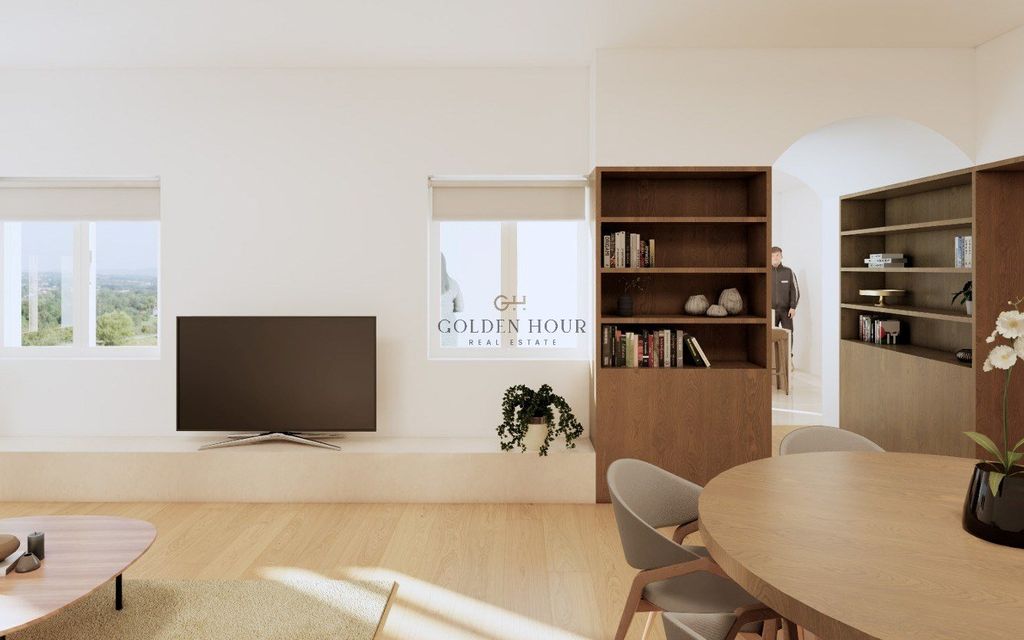 Property photo 1 of 67 Exclusive 3-Bed Apartment In Final Renovation Stage