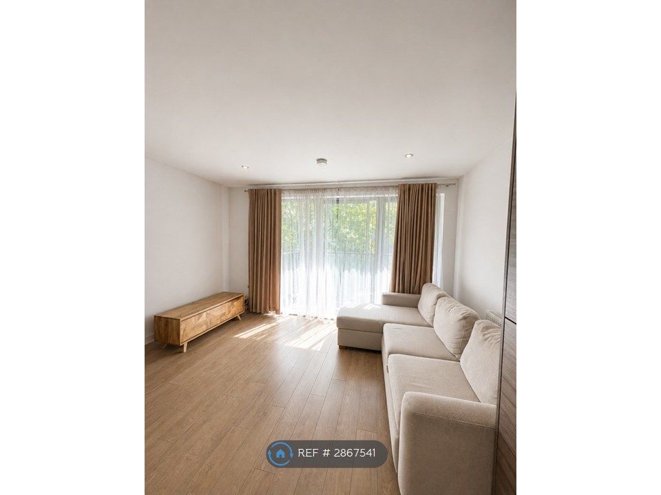 Property photo 1 of 9