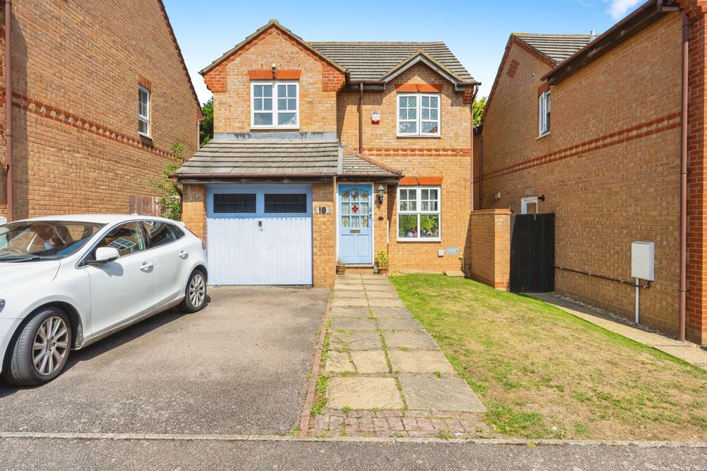 Property photo 1 of 12
