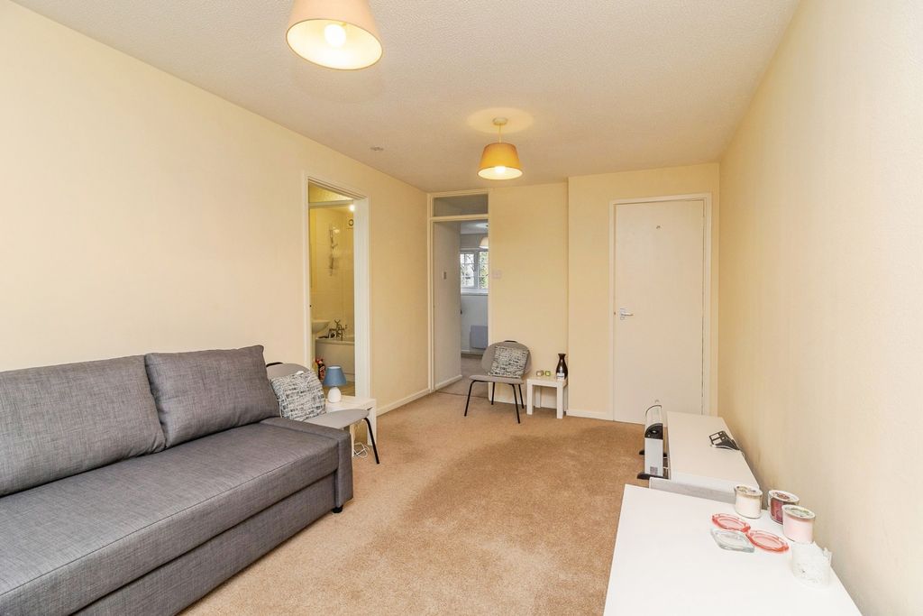 Property photo 3 of 13 Pbox-Img.Jpg