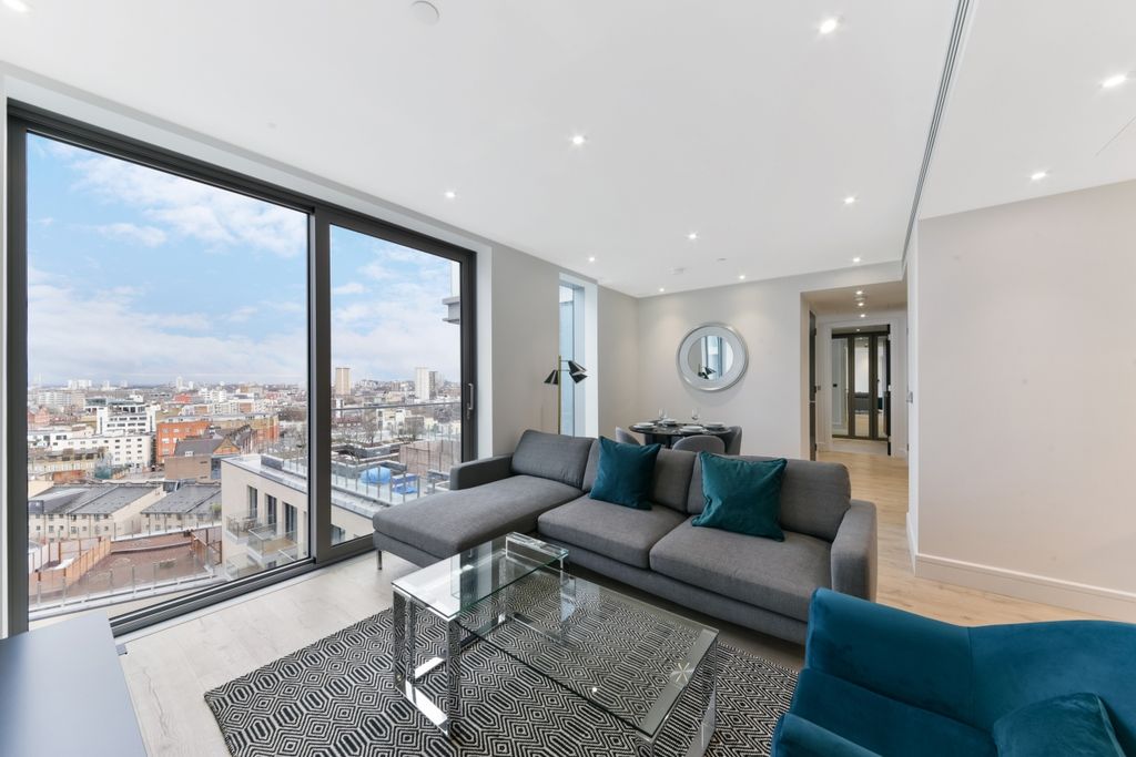 Property photo 1 of 9 Living Area