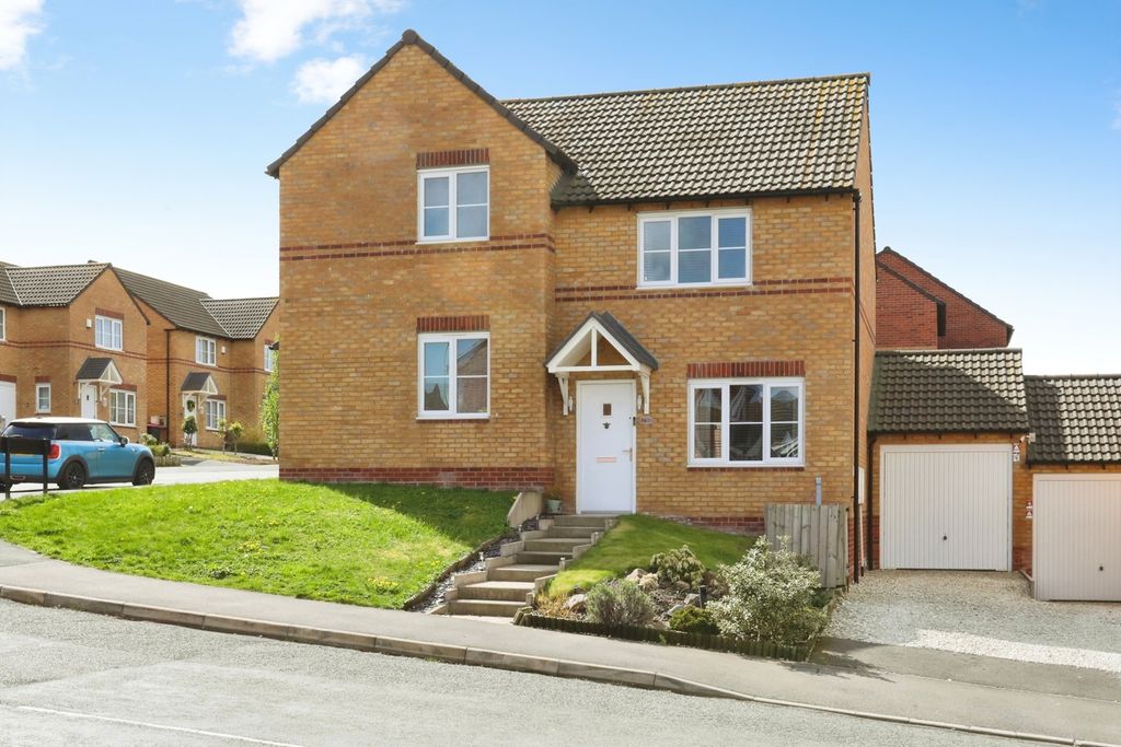 Property photo 1 of 19 Pbox-Img.Jpg