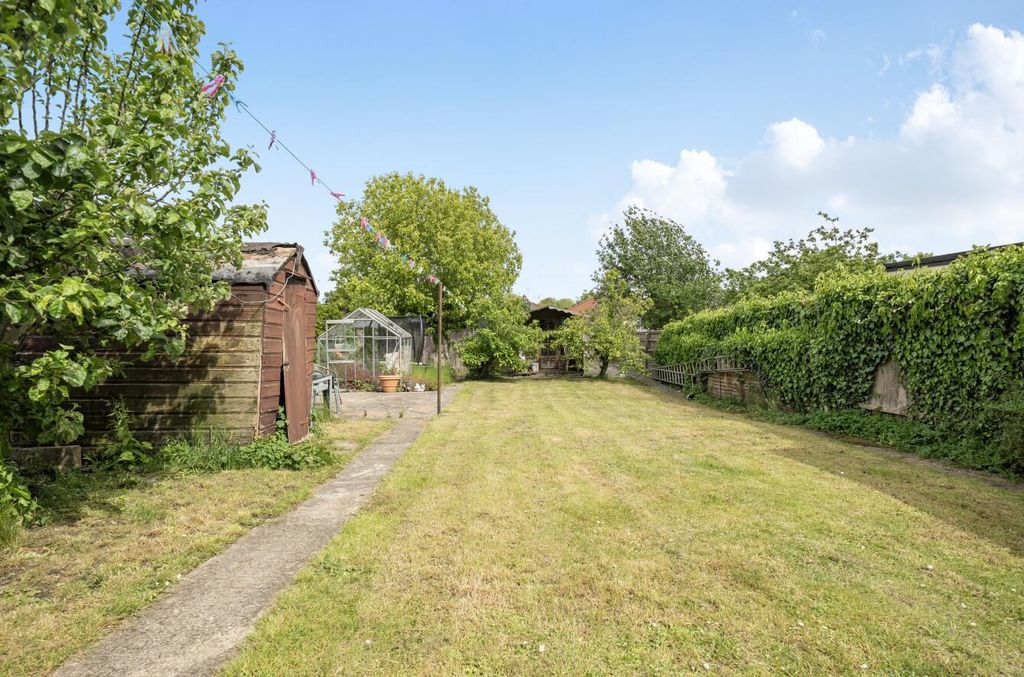 Property photo 2 of 19 1455590-22-6A0c821Cce609.Jpg