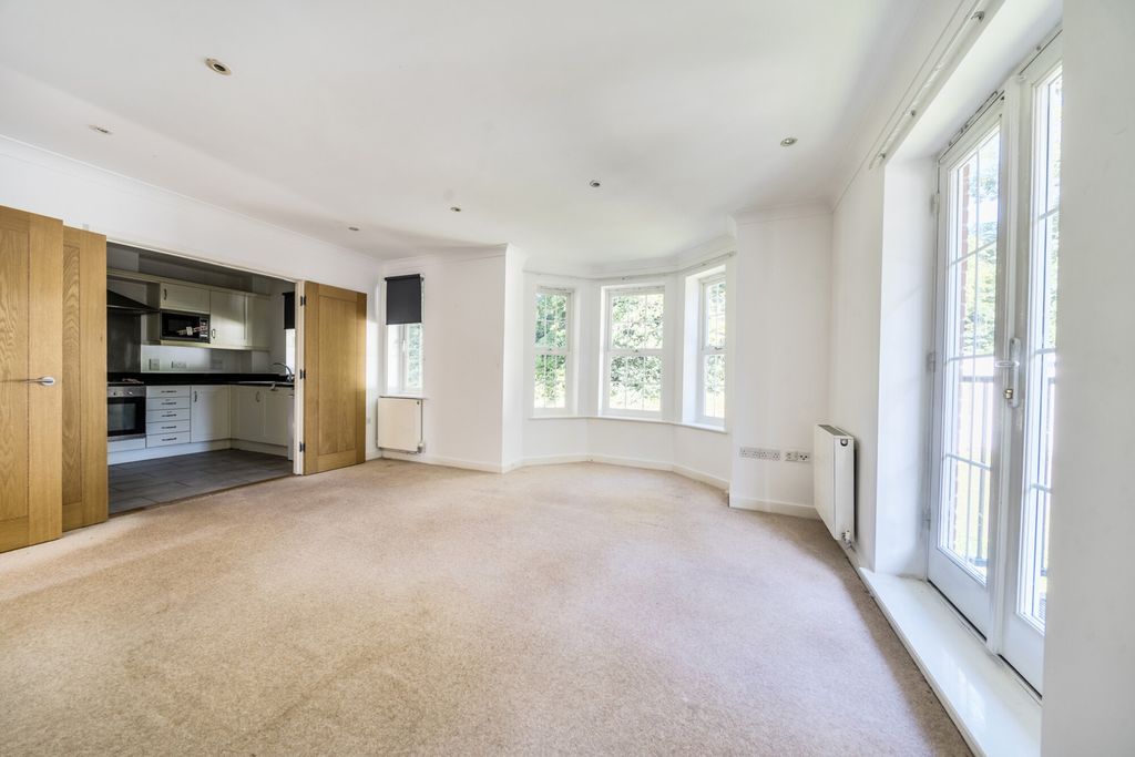 Property photo 3 of 20 1343735-15-68d139...