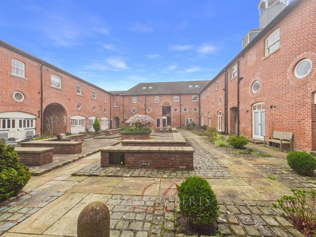 Property photo 2 of 30 Cam05148G0-Pr0144-Still032.Jpg