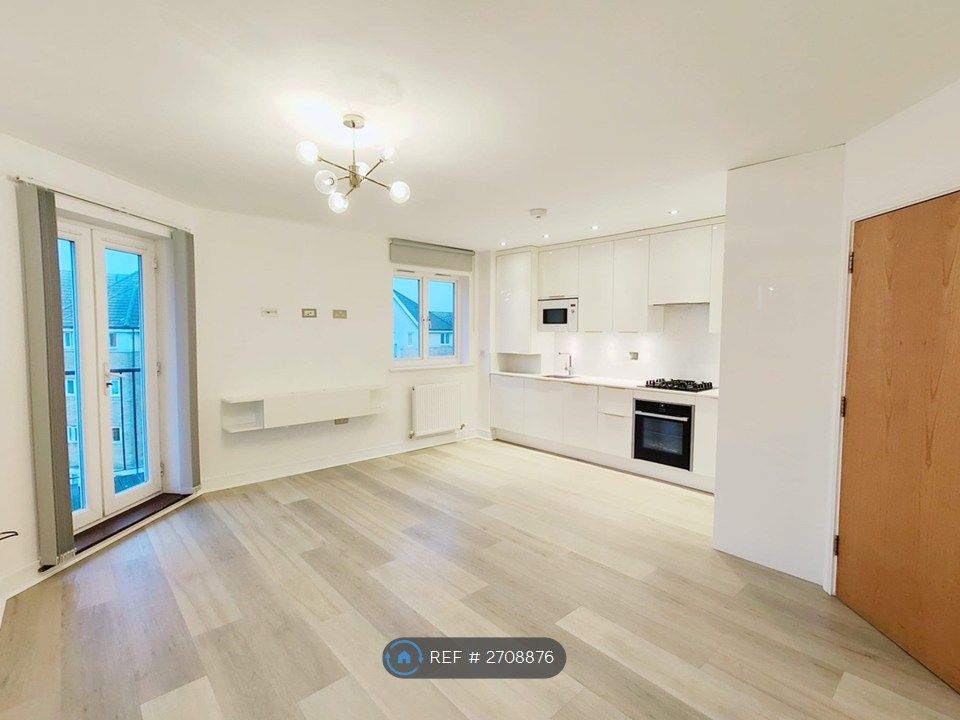 Property photo 3 of 10 Kitchen And Living