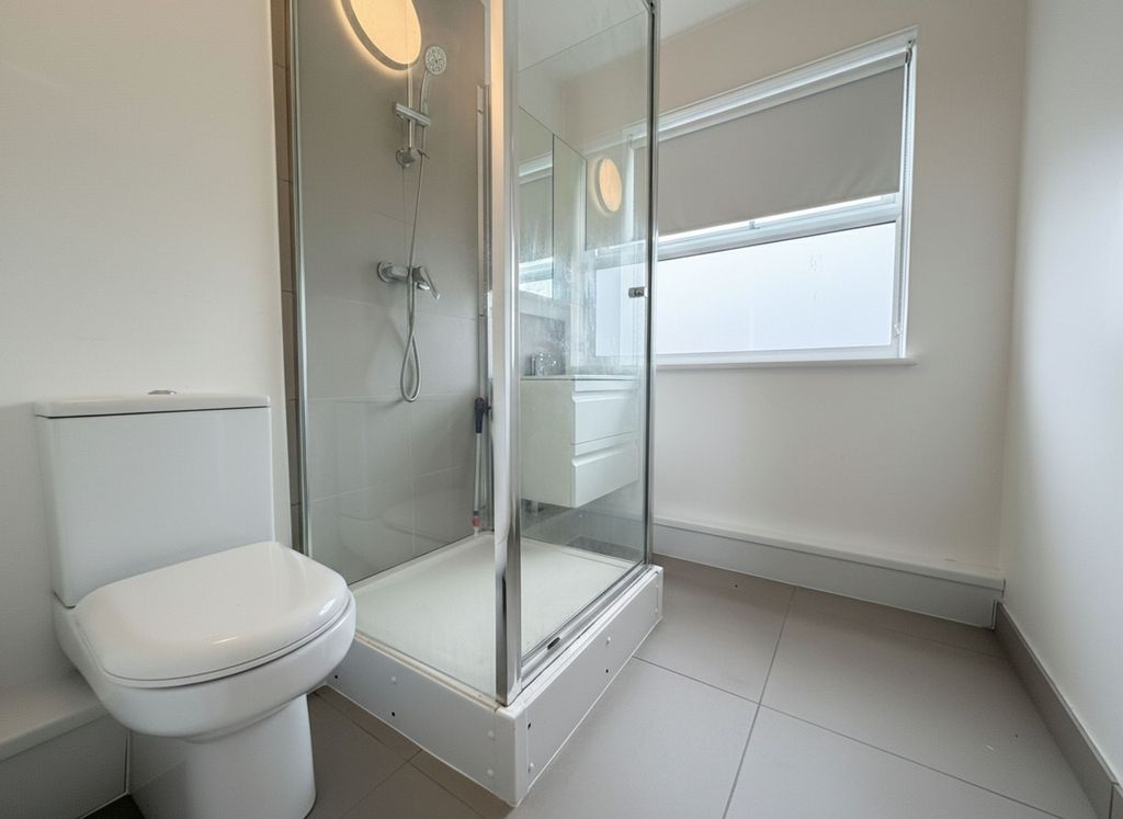 Property photo 3 of 3