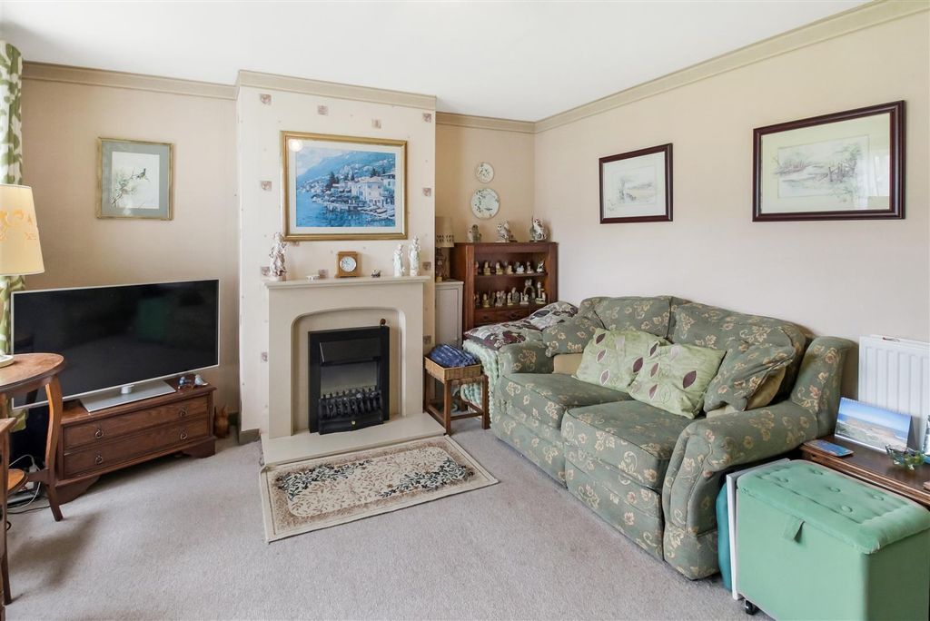 Property photo 2 of 12 Img_0286.Jpg