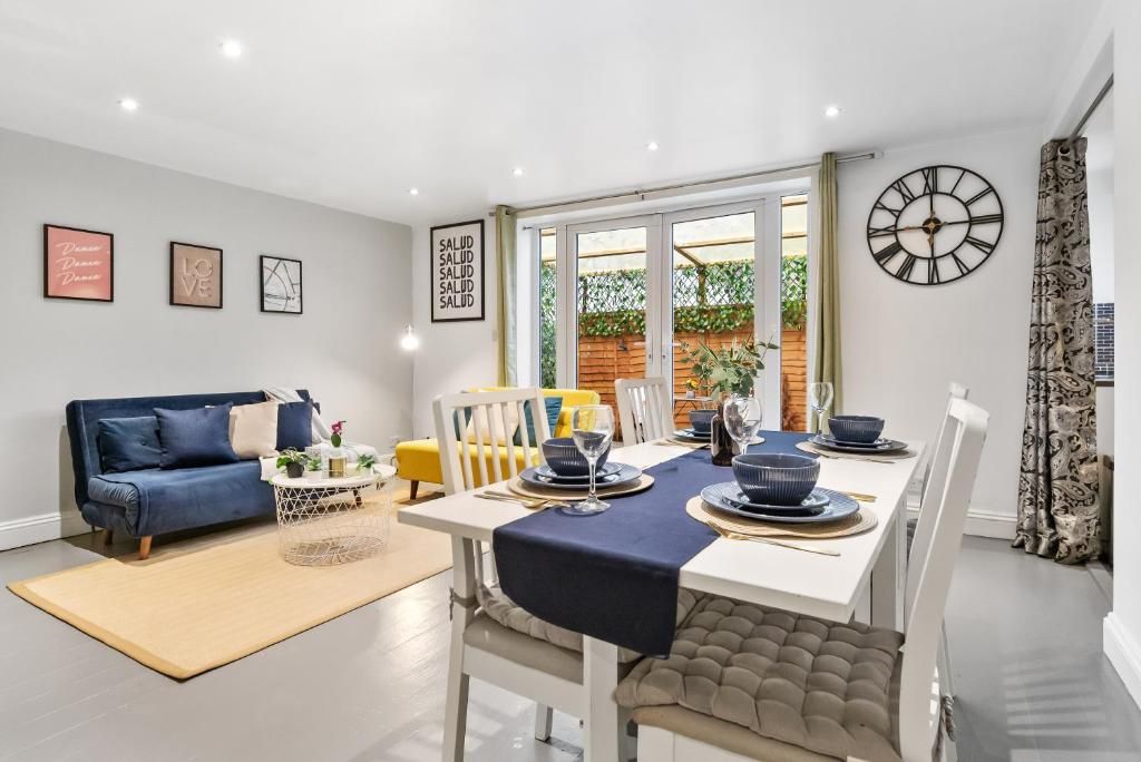 Property photo 3 of 15