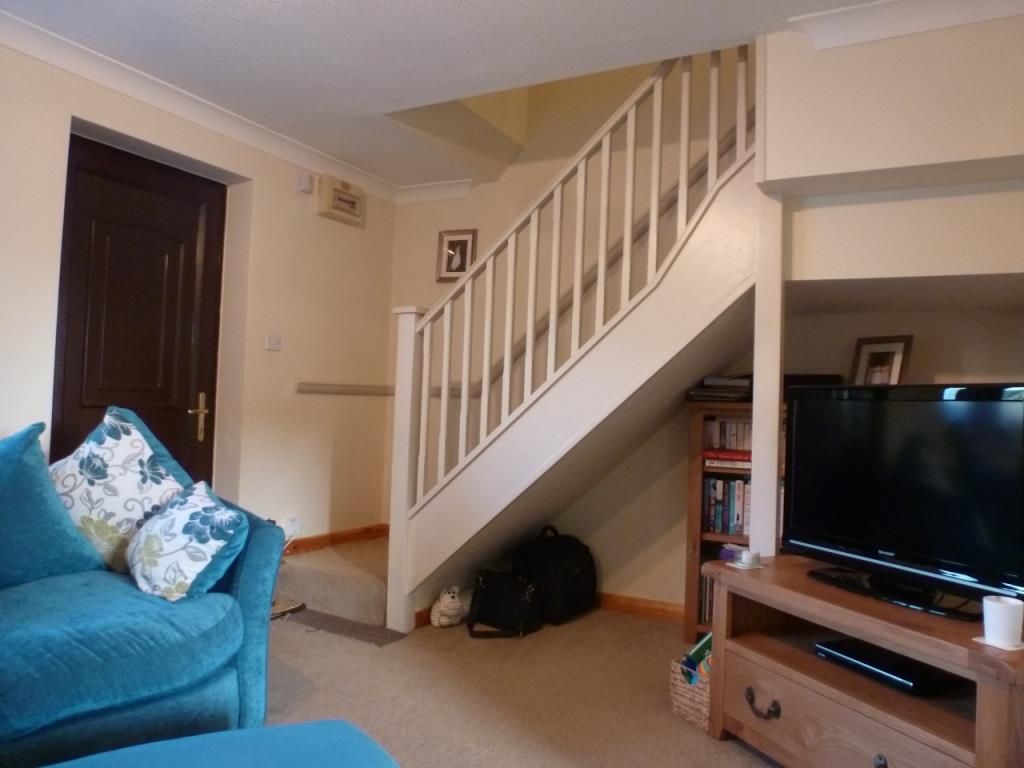 Property photo 3 of 14 Living Room