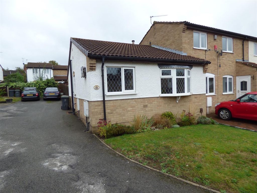 Property photo 1 of 9 22 Wimpole Front.Jpg
